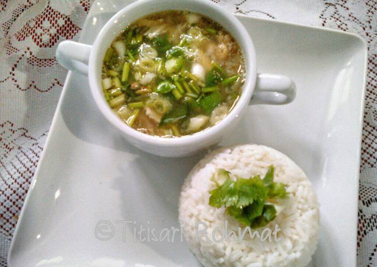 Resep Soto Ayam oleh Titisari Rohmat - Cookpad