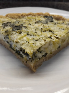 Una foto de Tarta de brócoli con masa tipo quebrada