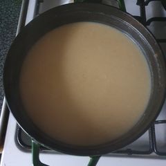 Spicy leek and parsnip soup A picture of Spicy leek and parsnip soup.