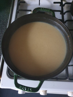 A picture of Spicy leek and parsnip soup.