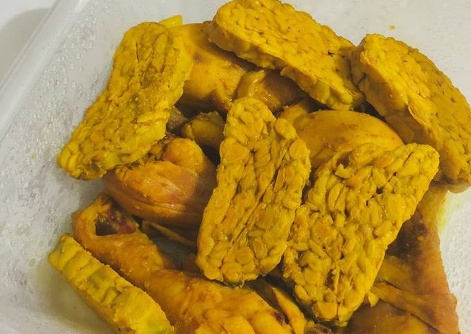 Langkah Mudah untuk Membuat Ayam Tempe Ungkep Bumbu Kuning yang Bisa Manjain Lidah