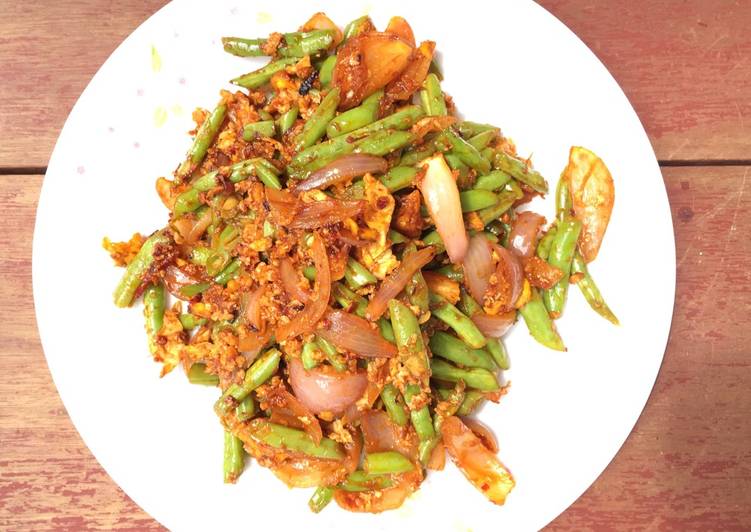 Stir Fry French Bean And Eggs With Onion Sambal