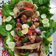 A picture of BbQ platter.