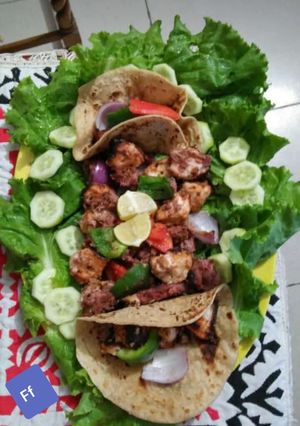 A picture of BbQ platter.