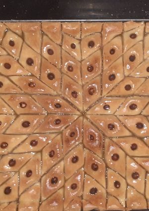 A picture of Baklava with Peanuts.