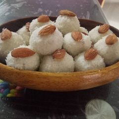 Kacha rasgulla A picture of Kacha rasgulla.