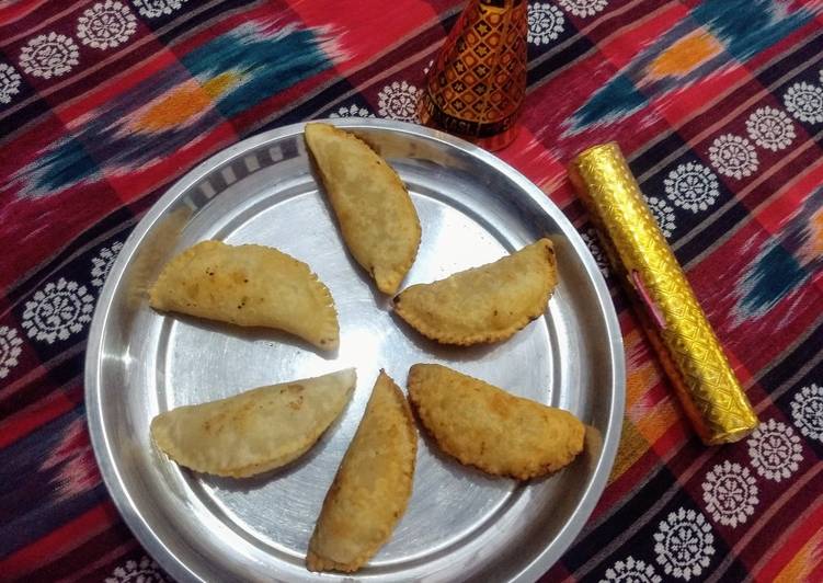 Gujiya