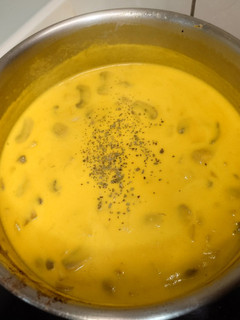 A picture of 南瓜蘑菇濃湯.