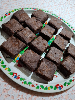 Una foto de Brownies de triple chocolate