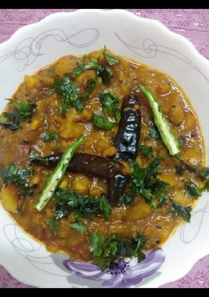 A picture of Patle Aloo ki sabji.