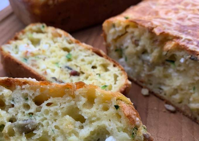 Le moyen le plus simple de Cuire Délicieux Cake à la courgette, fêta et
graines