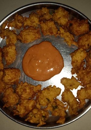 A picture of Noodles Bhajia.