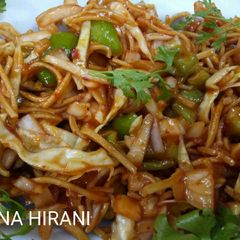 A picture of Chaineese bhel.