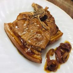 Easy Kalamansi Soy Pork Chops A picture of Easy Kalamansi Soy Pork Chops.
