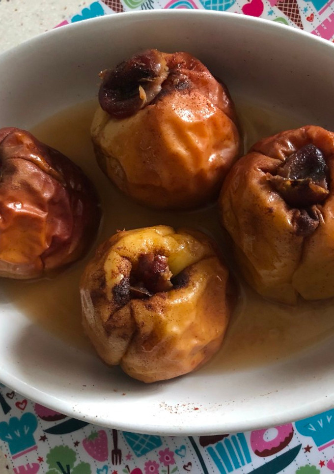 Una foto de Manzanas asadas