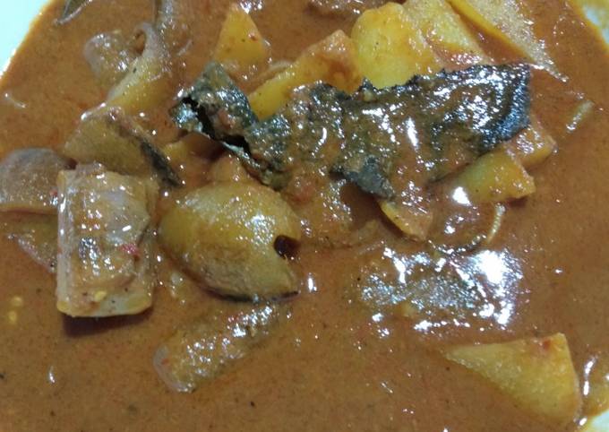 Resep: 16. Rendang kikil plus kentang mantul Enak Terbaru