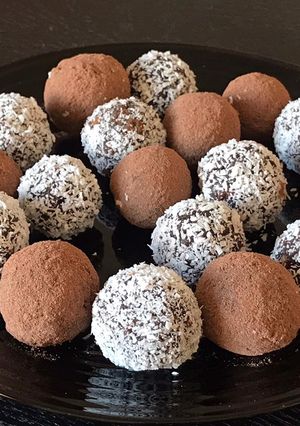 Foto de Trufas de Coco e Cacau
