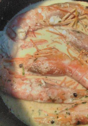 Une photo de Gambas au lait de coco et Curry