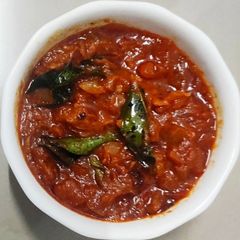 A picture of Tomato pachadi.