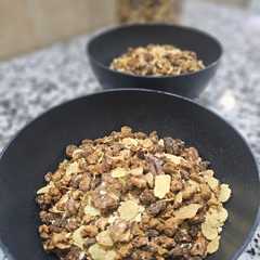Una foto de Granola casera con soja texturizada