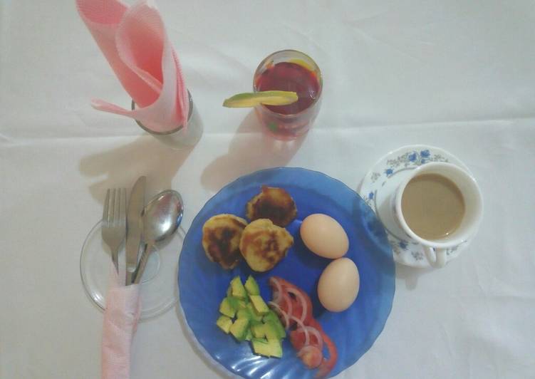 Drop scones, juice, boiled eggs, tea &salad #Eldy bfast contest