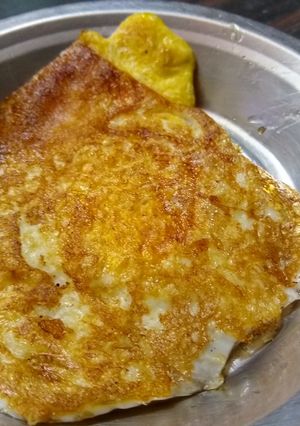 A picture of Easy egg omlette.