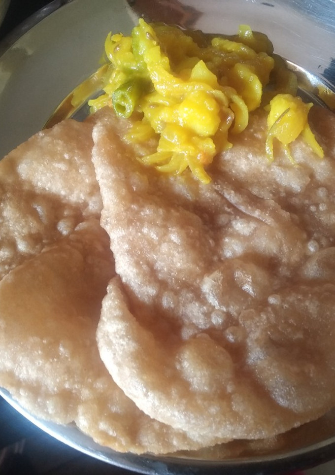 பூரி உருளை கிழங்கு மசாலா செய்முறை முக்கிய புகைப்படம்