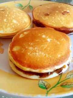 પેન કેક(Pan cake recipe in Gujarati) રેસીપી મુખ્ય ફોટો