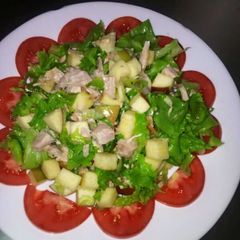 A picture of Chunky chicken-apple salad.