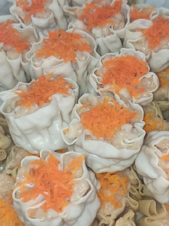 Langkah Gampang Menyiapkan Resep  Dimsum Ayam Udang yang Sempurna, Enak Banget