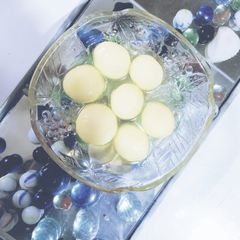 A picture of White rasgulle.