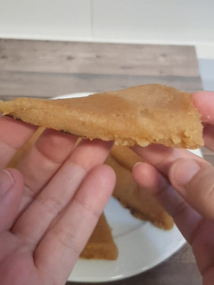Una foto de Pastel de pera sin azúcar en el microondas BLW