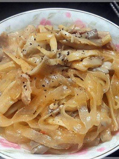 蘑菇白醬炒寬粉♥ 的食譜成品照片