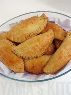 A picture of Chicken pies.