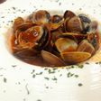 Almejas con tomate