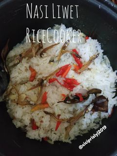 Foto resep Nasi Liwet Ricecooker
