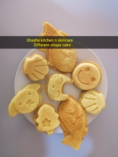 A picture of Different shape cake.