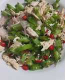 ยำถั่วพูอกไก่ฉีก