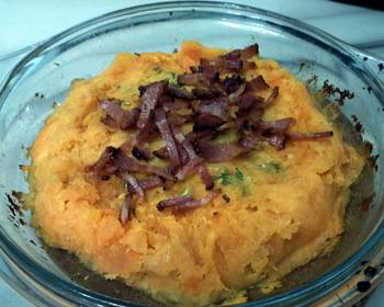 Unique Cuisine LG BAKED SWEET POTATO WITH BLUE CHEESE TOP SMOKE BACON Delicious and Healthy