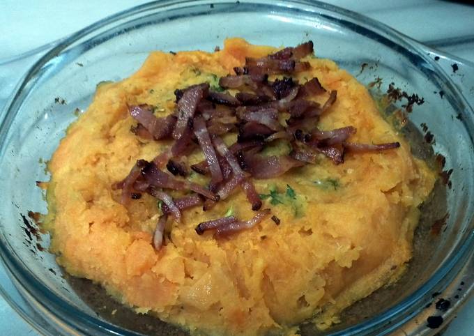 LG BAKED SWEET POTATO WITH BLUE CHEESE TOP SMOKE BACON Recipe