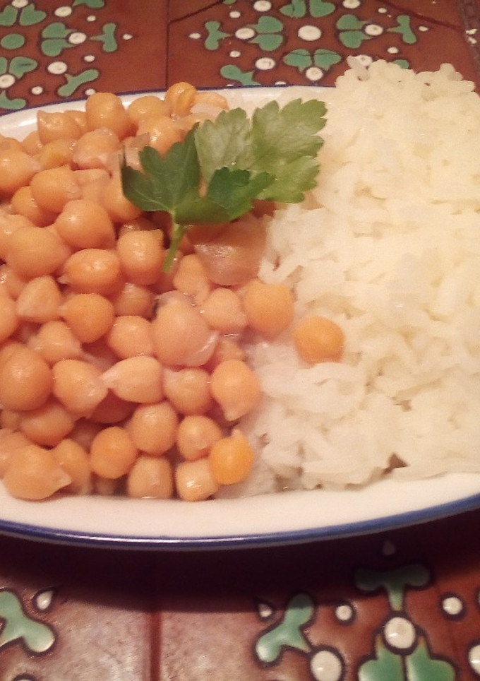 Una foto de Garbanzos a la cacerola