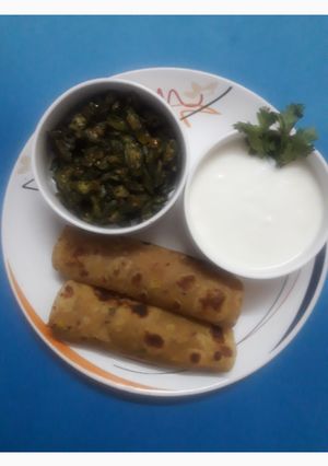 A picture of Lauki Chana dal paratha.