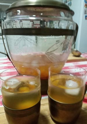 Una foto de Clery (vino blanco con duraznos)