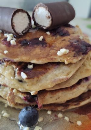 Áfonyás zabpalacsinta 🫐🥞 recept fotója