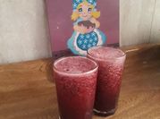 Una foto de batido de cerezas