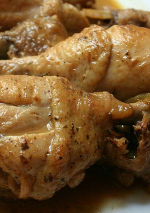 Foto principal de Muslos de pollo al orégano con cerveza