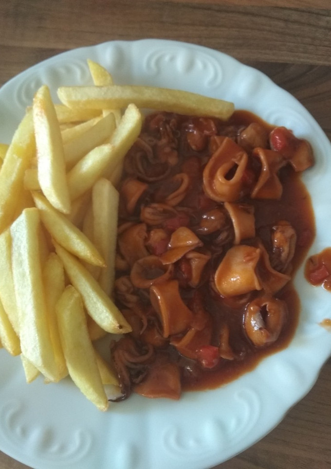 Una foto de Calamares a la salsa de mi suegra