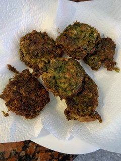 Una foto de Buñuelos de escarola