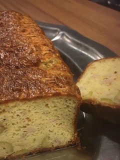 Une photo de Cake au thon et aux olives