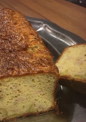Une photo de Cake au thon et aux olives